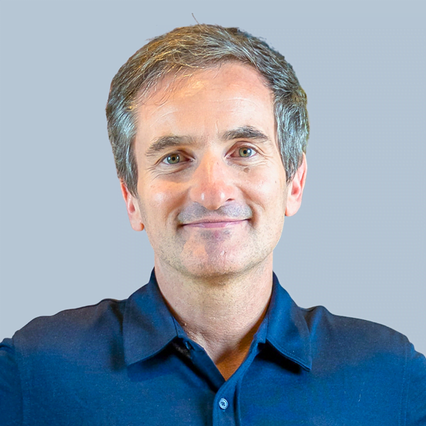 Julien Papon,<br />
Leader, Skills Project